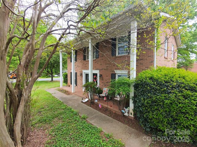 7714 Albemarle Road -, Charlotte, NC 28227