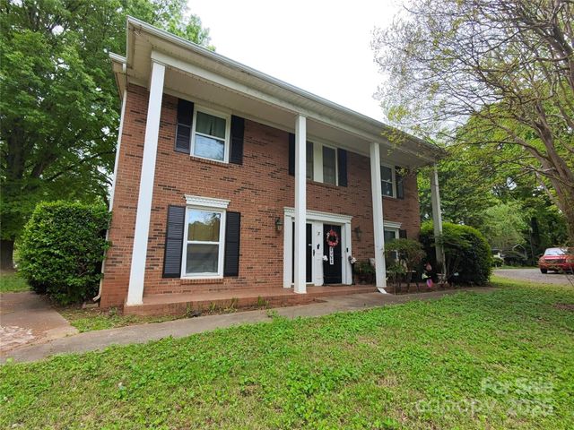 7714 Albemarle Road -, Charlotte, NC 28227