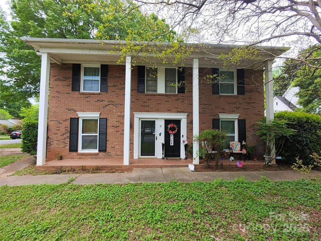 7714 Albemarle Road -, Charlotte, NC 28227