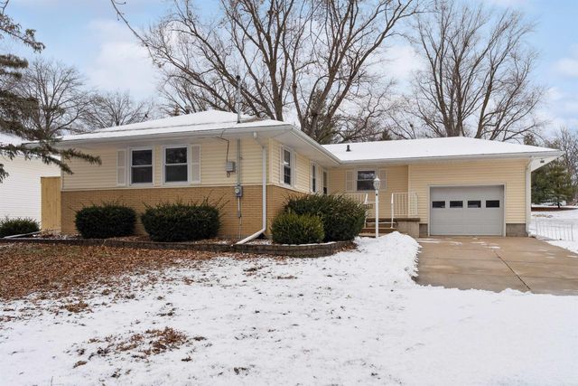 1946 Rainbow Drive, Waterloo, IA 50701