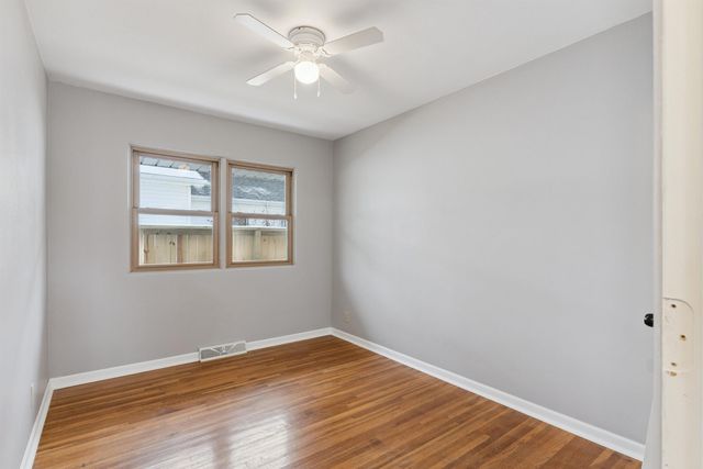 1946 Rainbow Drive, Waterloo, IA 50701