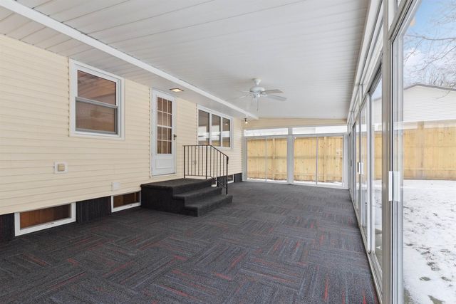 1946 Rainbow Drive, Waterloo, IA 50701