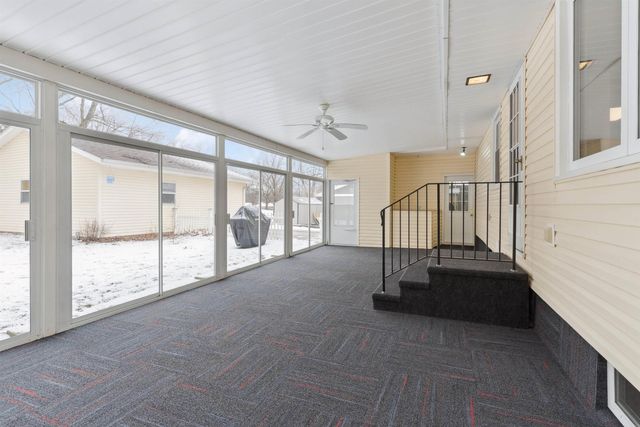 1946 Rainbow Drive, Waterloo, IA 50701