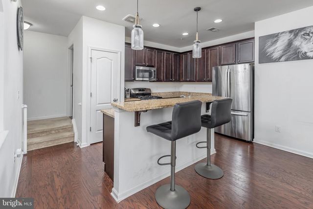 145 BUDDY POWELL LN, Wenonah, NJ 08090