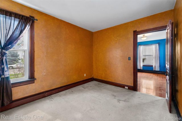 805 E 2nd Street, Monroe, MI 48161