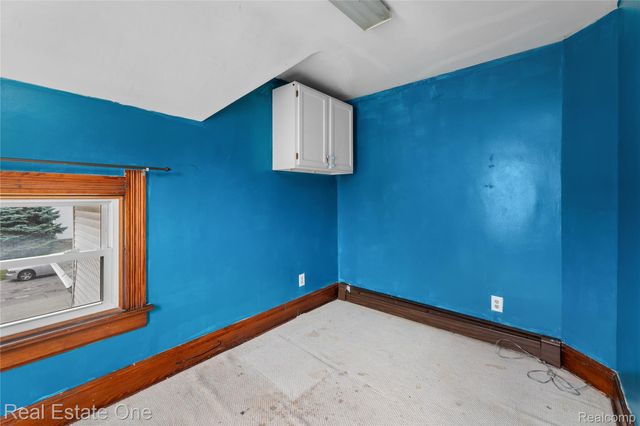 805 E 2nd Street, Monroe, MI 48161
