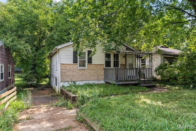 9708 Winkler Drive, Unincorporated, MO 63136