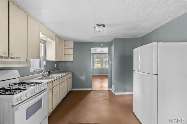 9708 Winkler Drive, Unincorporated, MO 63136