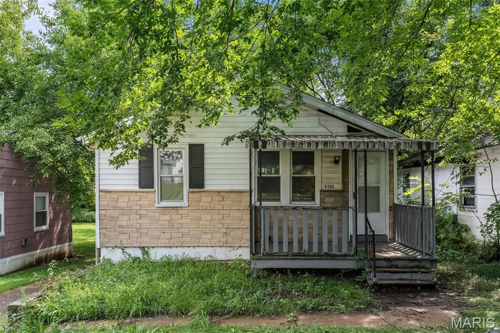 9708 Winkler Drive, Unincorporated, MO 63136
