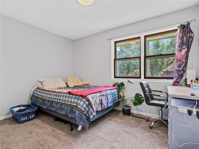 402 Clinton Street, Lathrop, MO 64465