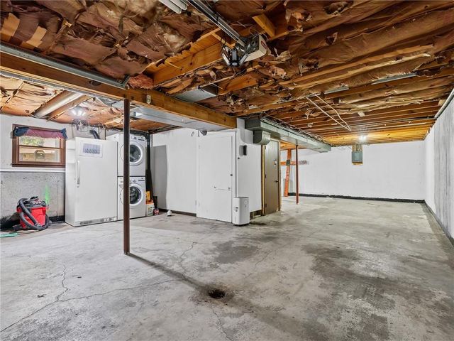 402 Clinton Street, Lathrop, MO 64465