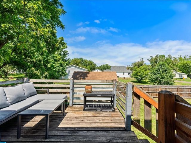 402 Clinton Street, Lathrop, MO 64465