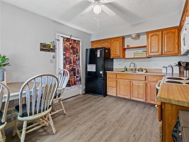 402 Clinton Street, Lathrop, MO 64465