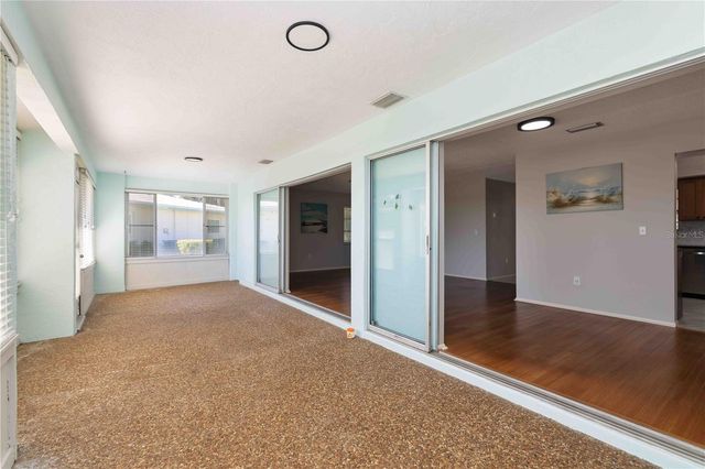 7011 9TH AVENUE W, Bradenton, FL 34209