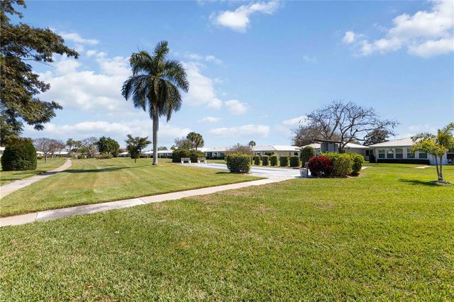 7011 9TH AVENUE W, Bradenton, FL 34209