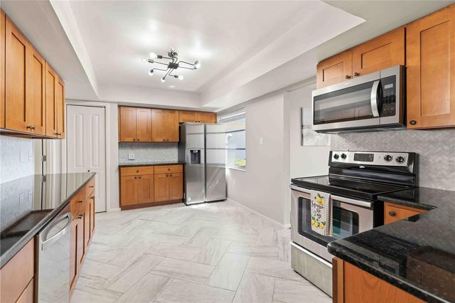 7011 9TH AVENUE W, Bradenton, FL 34209