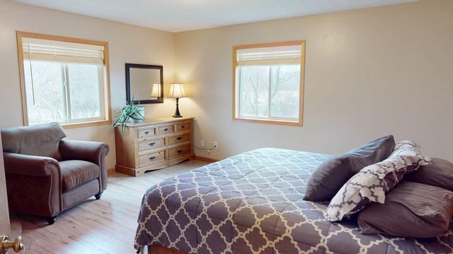4806 22nd Street NE, Willmar, MN 56201