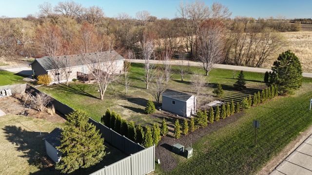 4806 22nd Street NE, Willmar, MN 56201