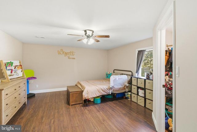 9 GROVE CT, Tuckerton, NJ 08087