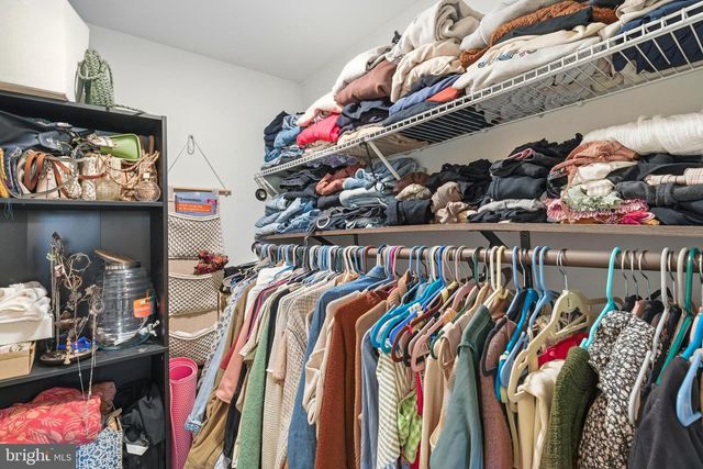 9 GROVE CT, Tuckerton, NJ 08087