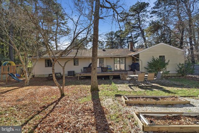 9 GROVE CT, Tuckerton, NJ 08087