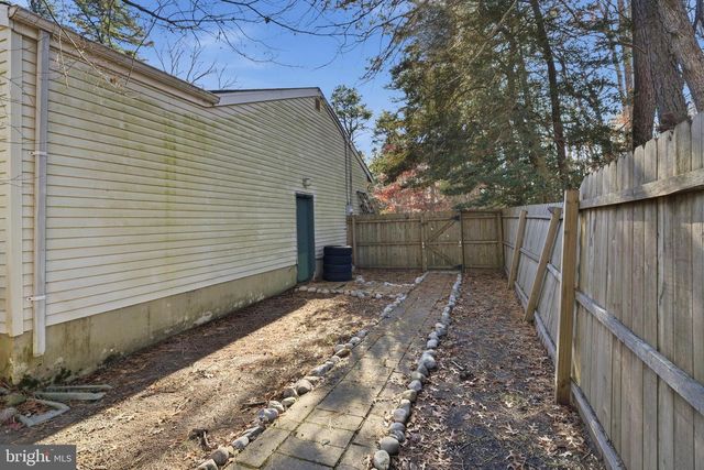 9 GROVE CT, Tuckerton, NJ 08087