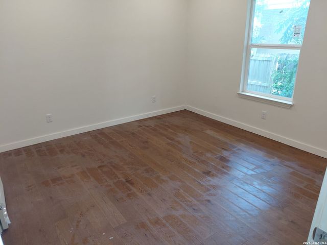 209 ELEANOR AVE, San Antonio, TX 78209