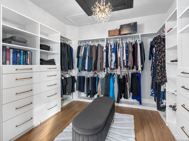 2 LAKESIDE DR, San Antonio, TX 78248