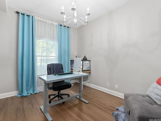 2 LAKESIDE DR, San Antonio, TX 78248