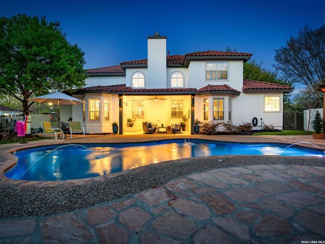 2 LAKESIDE DR, San Antonio, TX 78248