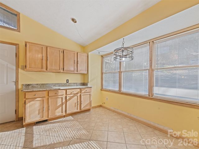 259 Hemlock Loop, Maggie Valley, NC 28751