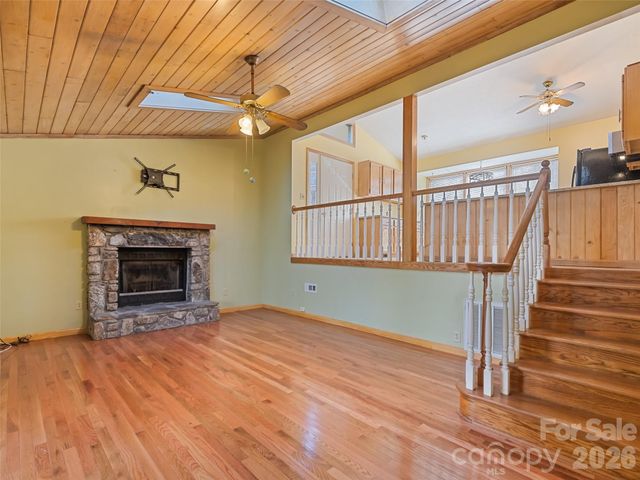 259 Hemlock Loop, Maggie Valley, NC 28751