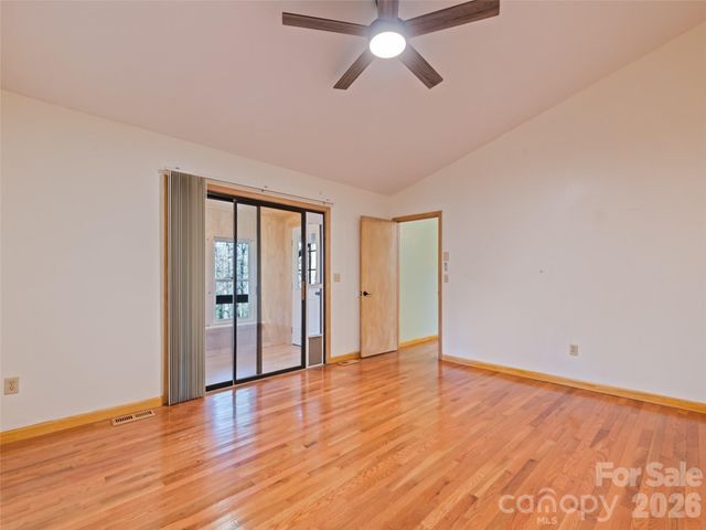 259 Hemlock Loop, Maggie Valley, NC 28751