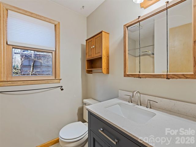 259 Hemlock Loop, Maggie Valley, NC 28751