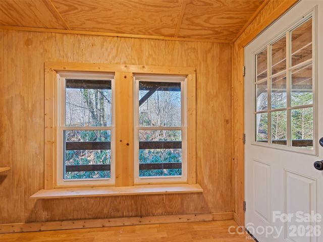 259 Hemlock Loop, Maggie Valley, NC 28751