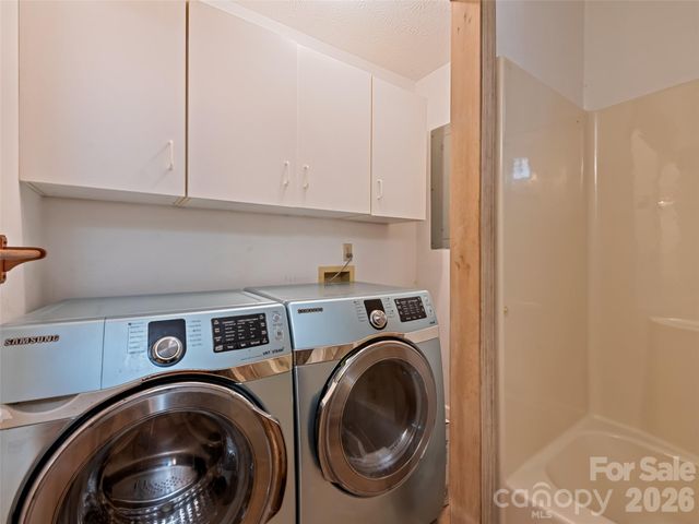 259 Hemlock Loop, Maggie Valley, NC 28751