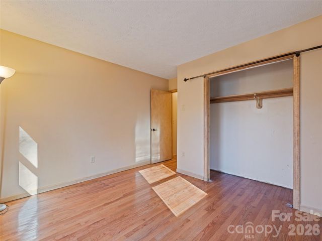 259 Hemlock Loop, Maggie Valley, NC 28751