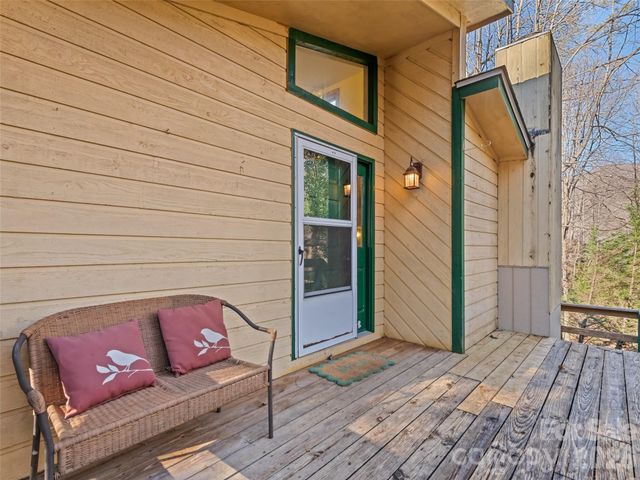 259 Hemlock Loop, Maggie Valley, NC 28751