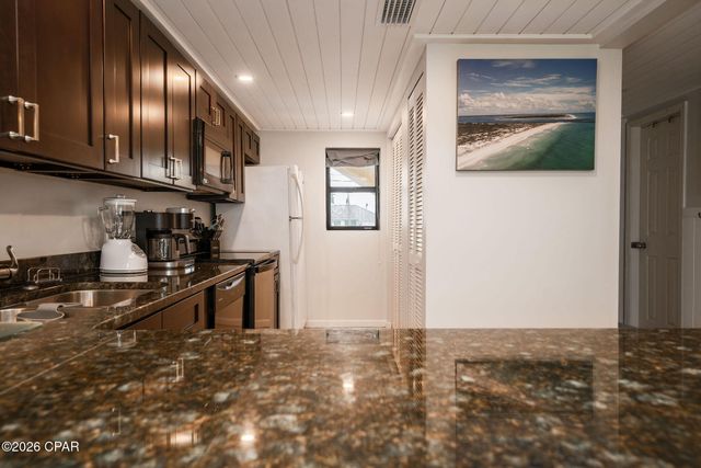 9812 Beach Boulevard D, Panama City, FL 32408