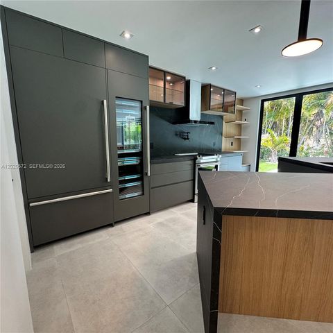 439 Hardee Rd, Coral Gables, FL 33146