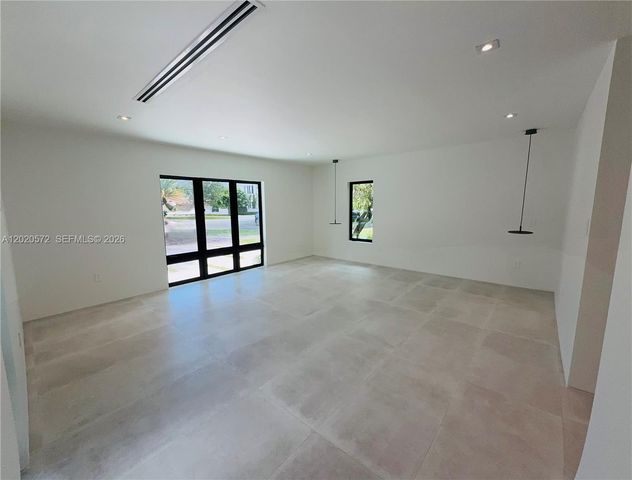 439 Hardee Rd, Coral Gables, FL 33146