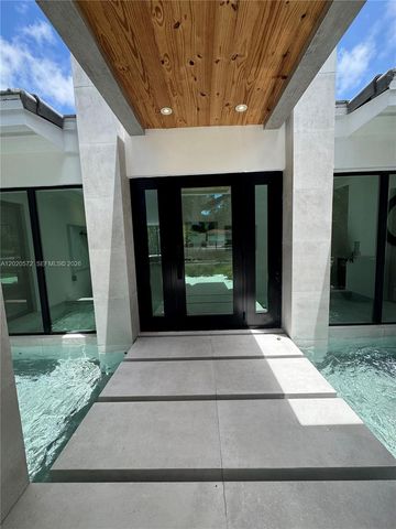 439 Hardee Rd, Coral Gables, FL 33146