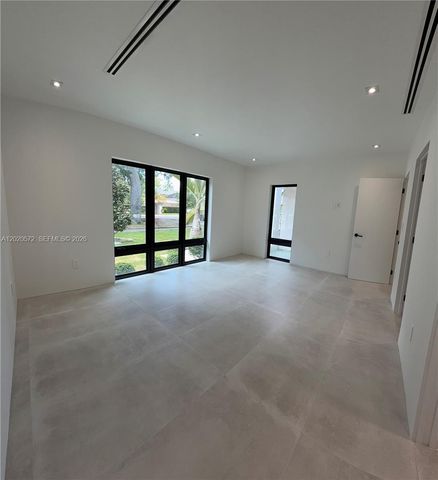 439 Hardee Rd, Coral Gables, FL 33146