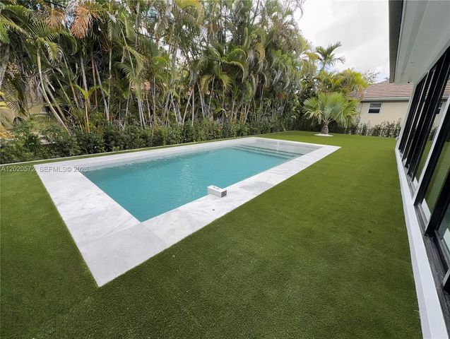 439 Hardee Rd, Coral Gables, FL 33146