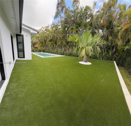 439 Hardee Rd, Coral Gables, FL 33146