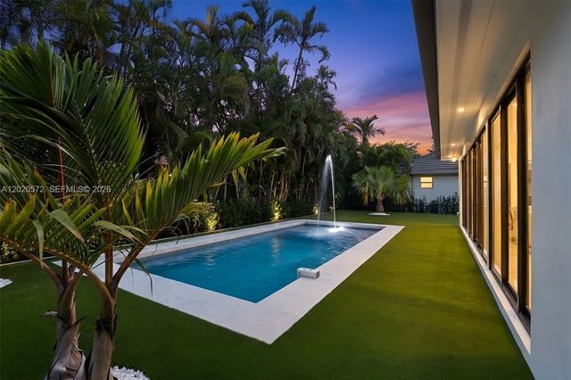 439 Hardee Rd, Coral Gables, FL 33146