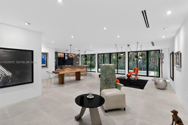 439 Hardee Rd, Coral Gables, FL 33146