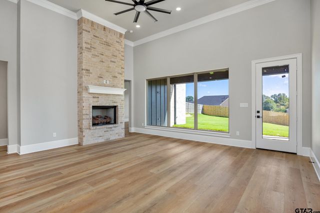 406 Sides Blvd, Bullard, TX 75757