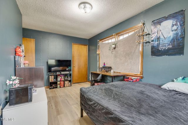 306 Skyland Drive, Bristol, TN 37620