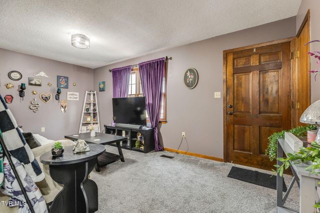 306 Skyland Drive, Bristol, TN 37620